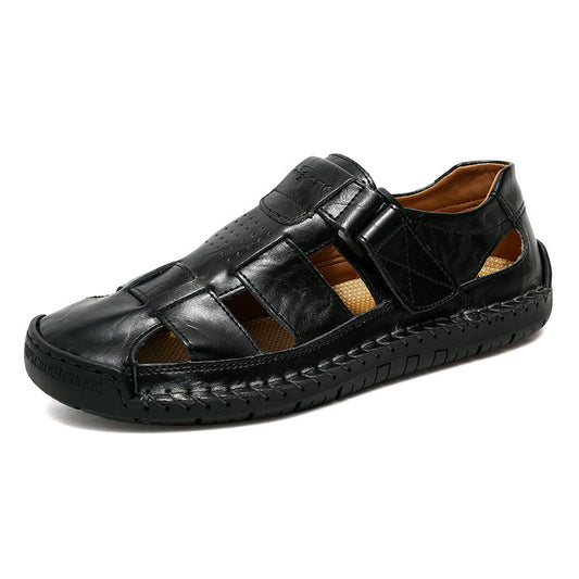 Men sandals with adjustable strap and closed toe, cut out design