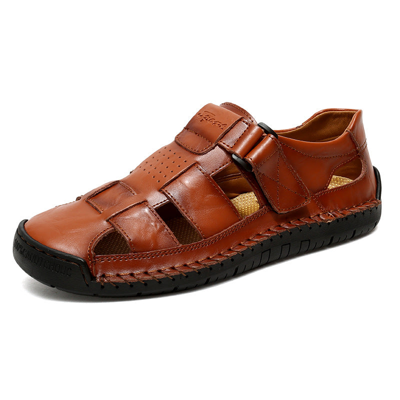Men sandals with adjustable strap and closed toe, cut out design