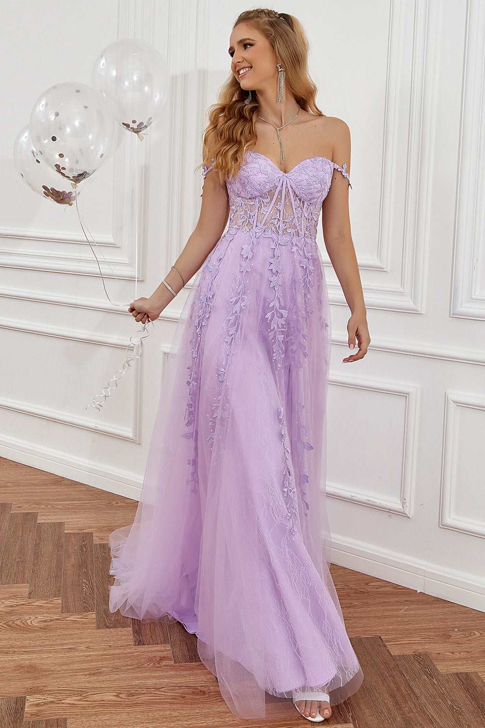 Formal dresses for women, A-line maxi dress with sweetheart neckline