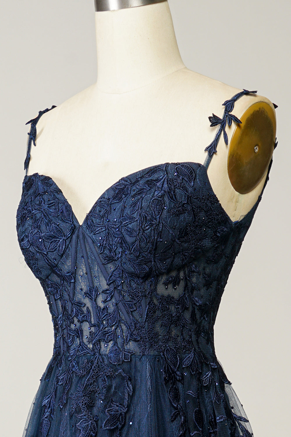 Formal dresses for women, A-line maxi dress with sweetheart neckline