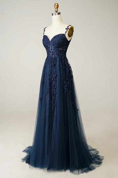 Formal dresses for women, A-line maxi dress with sweetheart neckline