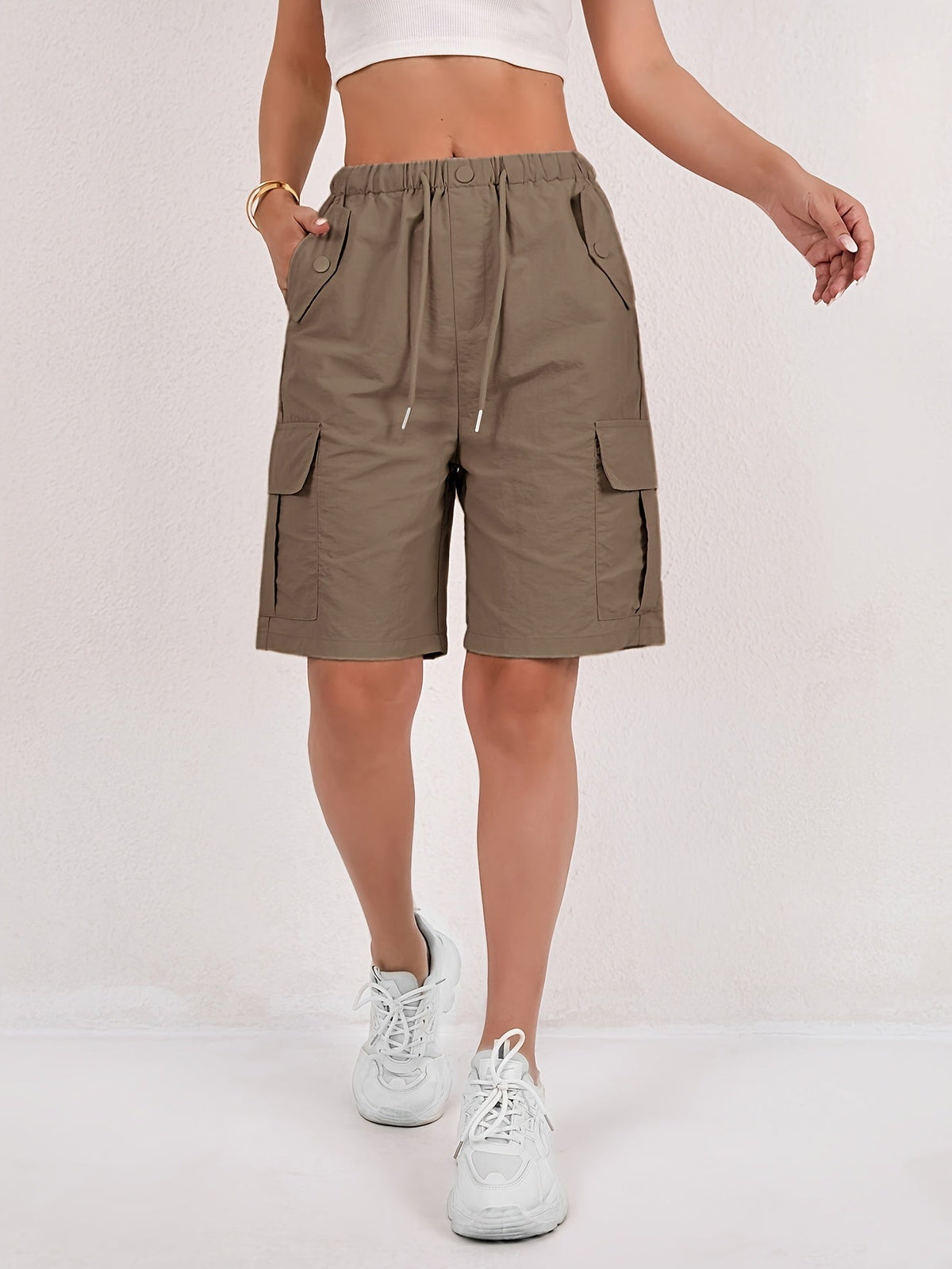 Womens shorts with cargo pockets, drawstring and elastic waist