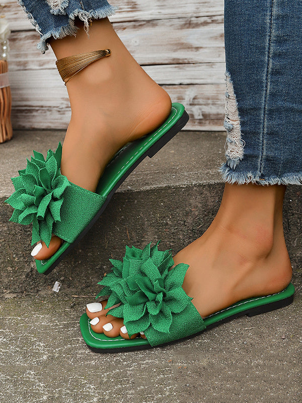Women sandals with flower detail, open toe flat slides