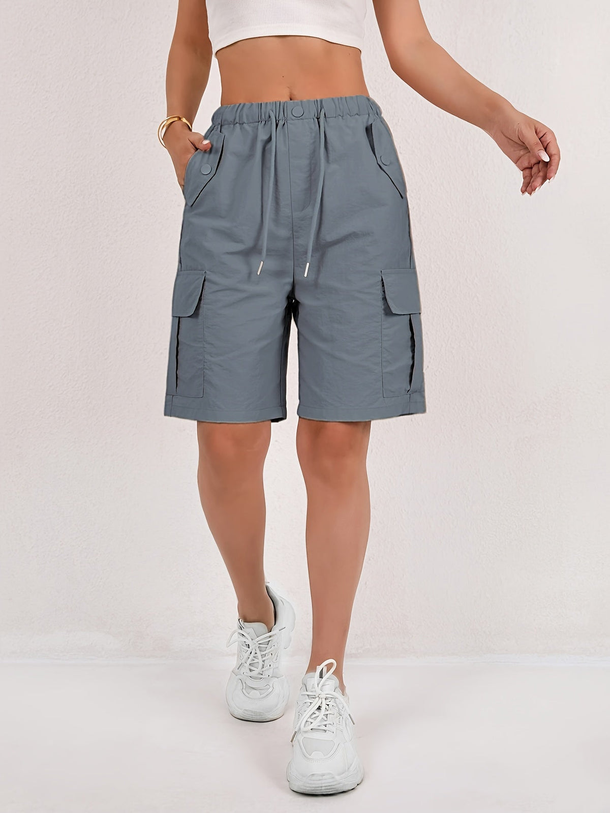 Womens shorts with cargo pockets, drawstring and elastic waist