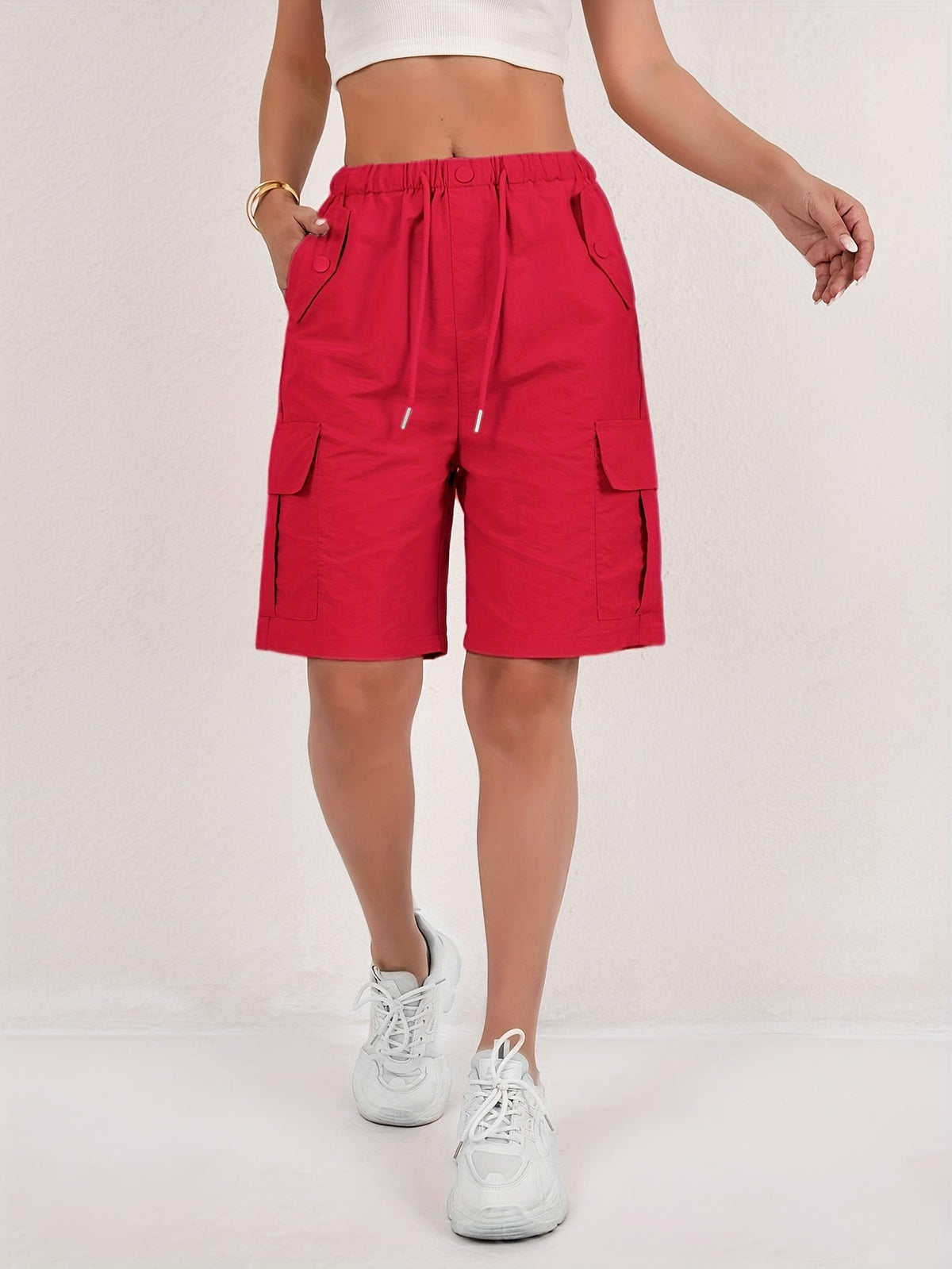 Womens shorts with cargo pockets, drawstring and elastic waist