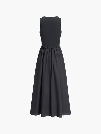 Sleeveless maxi dresses for women with crew neck and gathered skirt