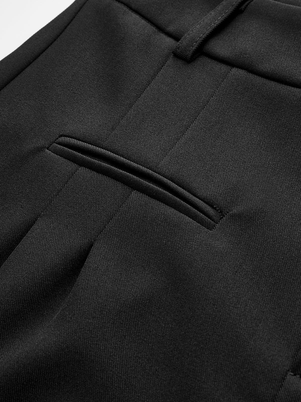 Womens shorts with pleated front and wide leg, mid waist tailored fit