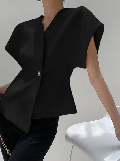 V-neck blouse for women with cap sleeves and single button fastening