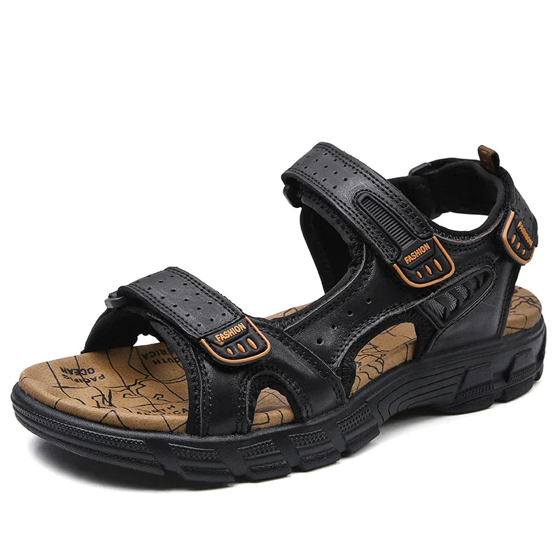 Men sandals with adjustable straps and chunky sole for walking