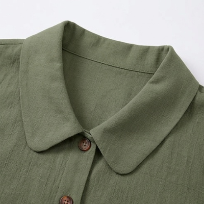 Blouse for women with peter pan collar and cap sleeves