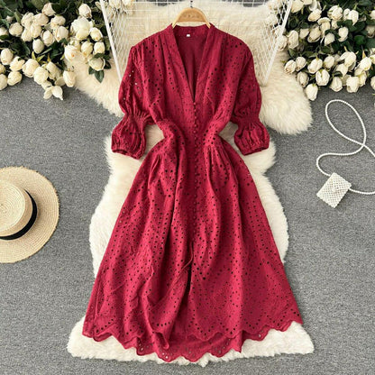 Summer dresses for women, eyelet midi dress with v-neck and puff sleeves