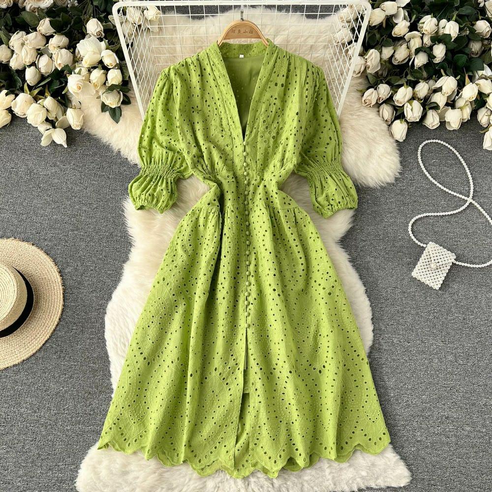 Summer dresses for women, eyelet midi dress with v-neck and puff sleeves