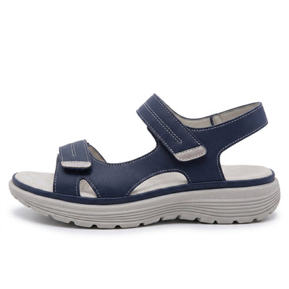 Women sandals with adjustable double strap and chunky sole