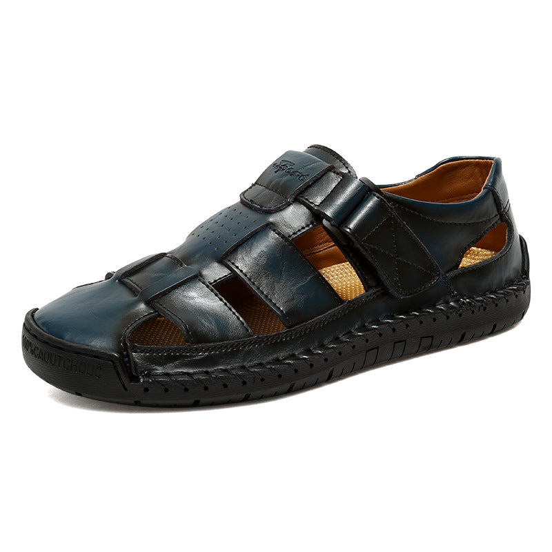 Men sandals with adjustable strap and closed toe, cut out design