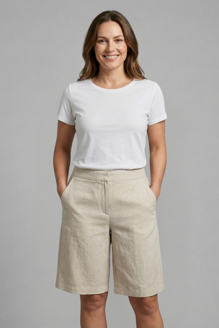 Womens shorts with high waist and relaxed fit, knee length with pockets