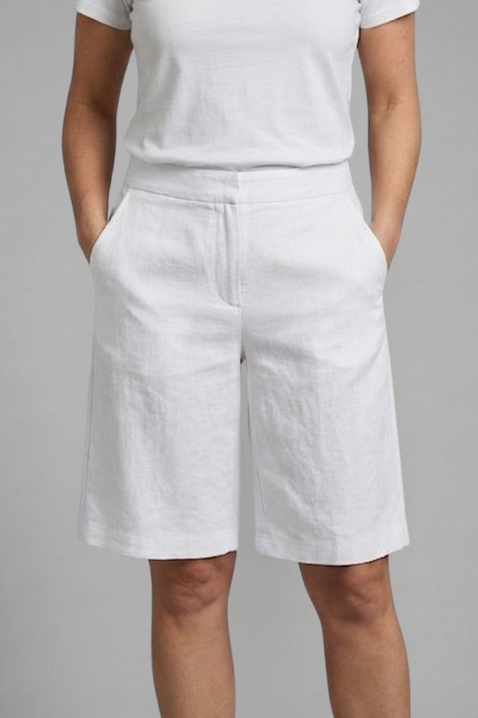 Womens shorts with high waist and relaxed fit, knee length with pockets