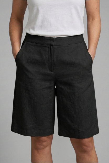 Womens shorts with high waist and relaxed fit, knee length with pockets