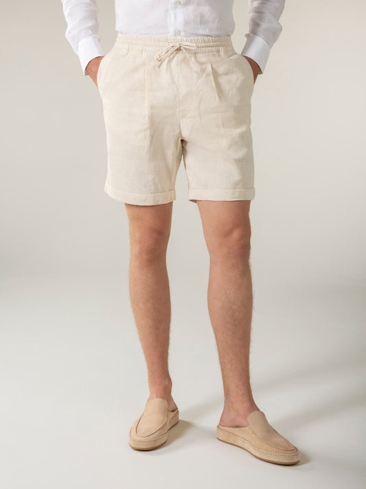 Mens shorts with drawstring waist and turn-up hems for summer