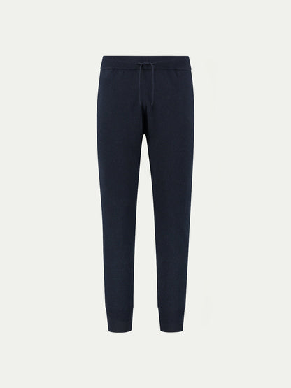 Men's slim tapered track pants with side pockets, drawstring waist and ribbed cuffs