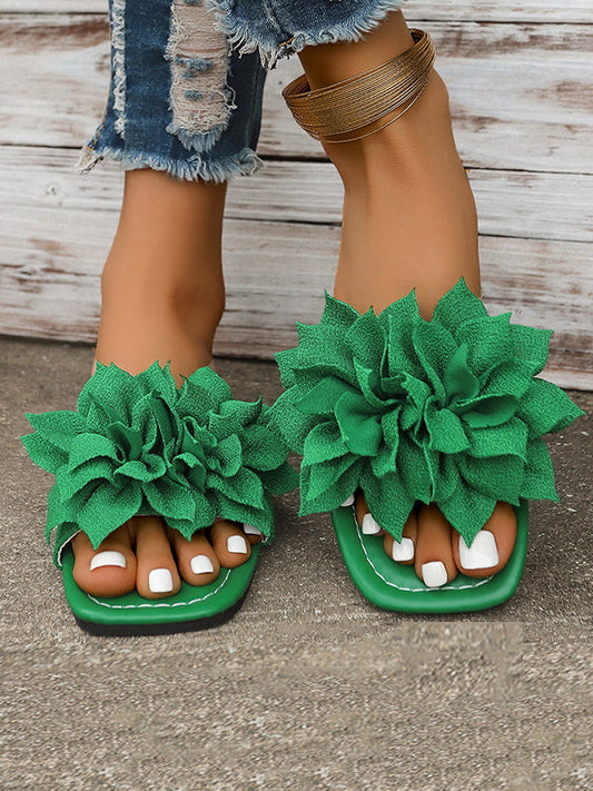 Women sandals with flower detail, open toe flat slides