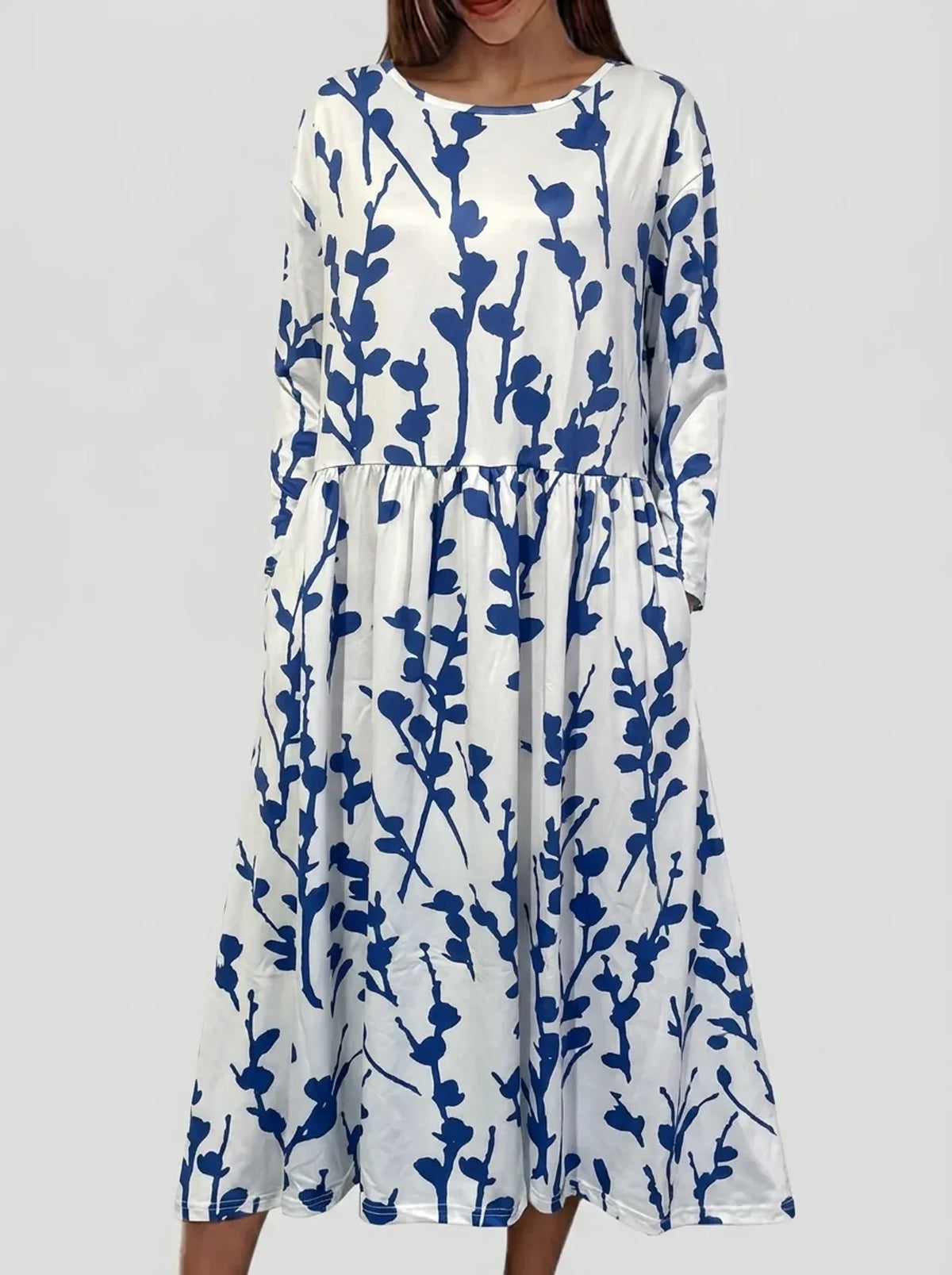 Round neck midi dress for women with long sleeves and pockets