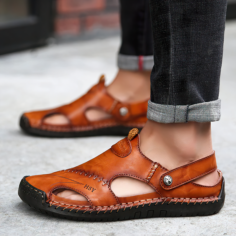 Men sandals with closed toe and back strap fastening