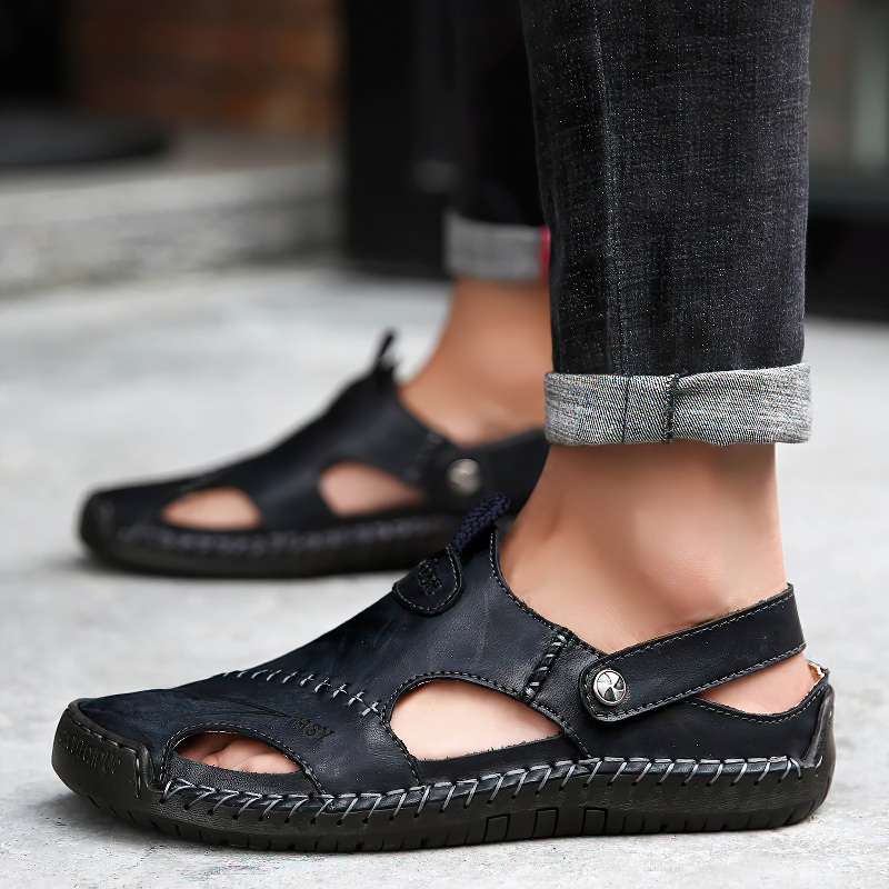 Men sandals with closed toe and back strap fastening