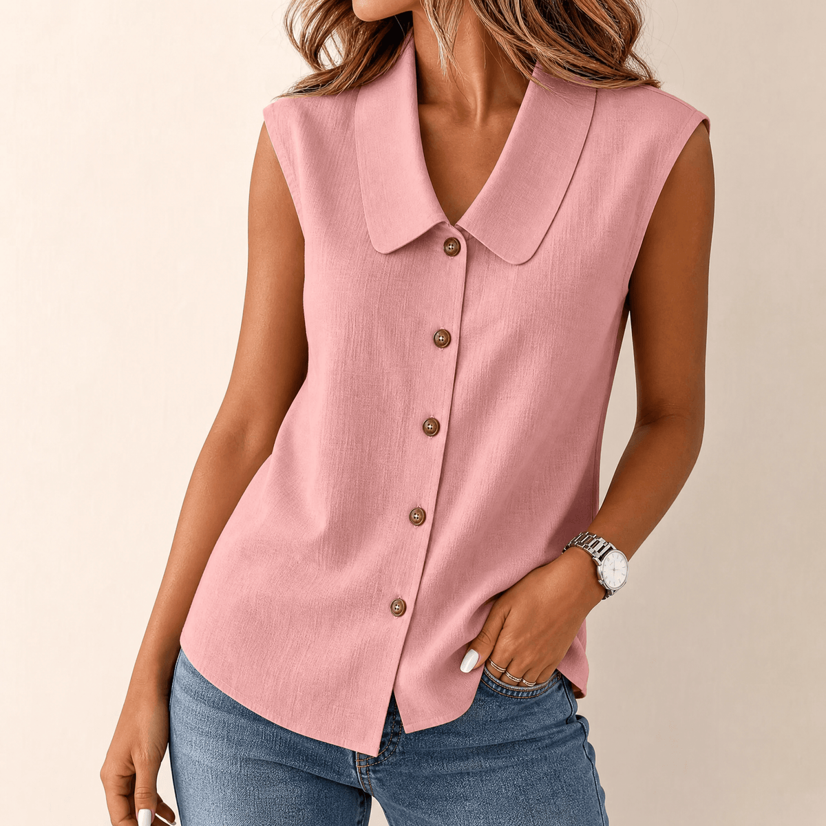 Blouse for women with peter pan collar and cap sleeves