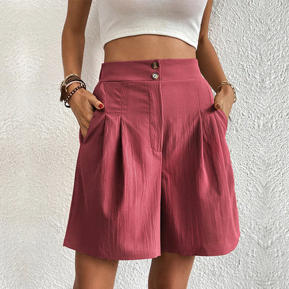 Womens shorts with high waist, pleated front and side pockets